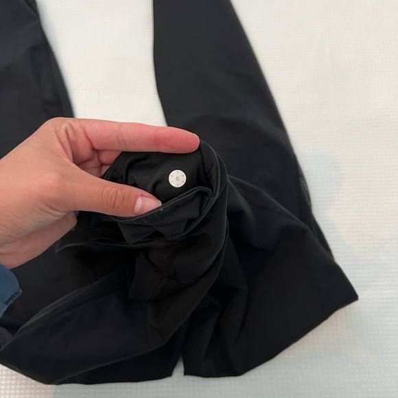 Lululemon Legging Mesh Detail - Picture 4 of 14